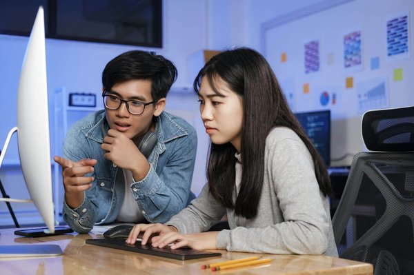 Investir passivement : la stratégie pour des sites rentables