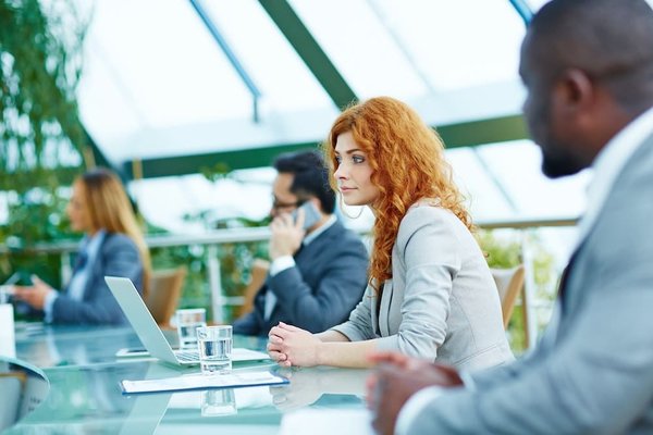 Comment organiser une conférence sur les enjeits de la mobilité urbaine durable ?